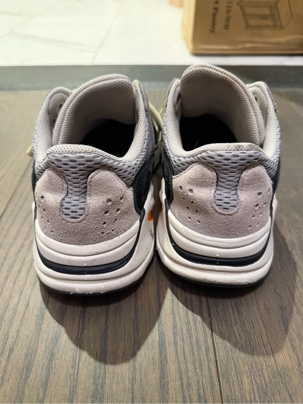 Yeezy men’s women’s